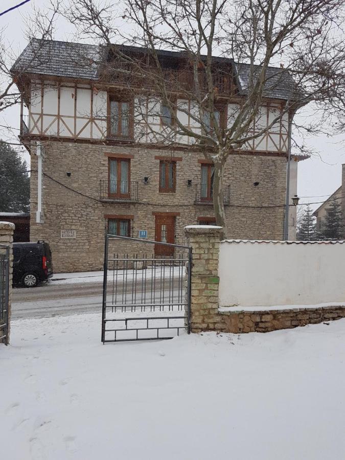 La Virgen de la Vega Apartamento La Montesa מראה חיצוני תמונה